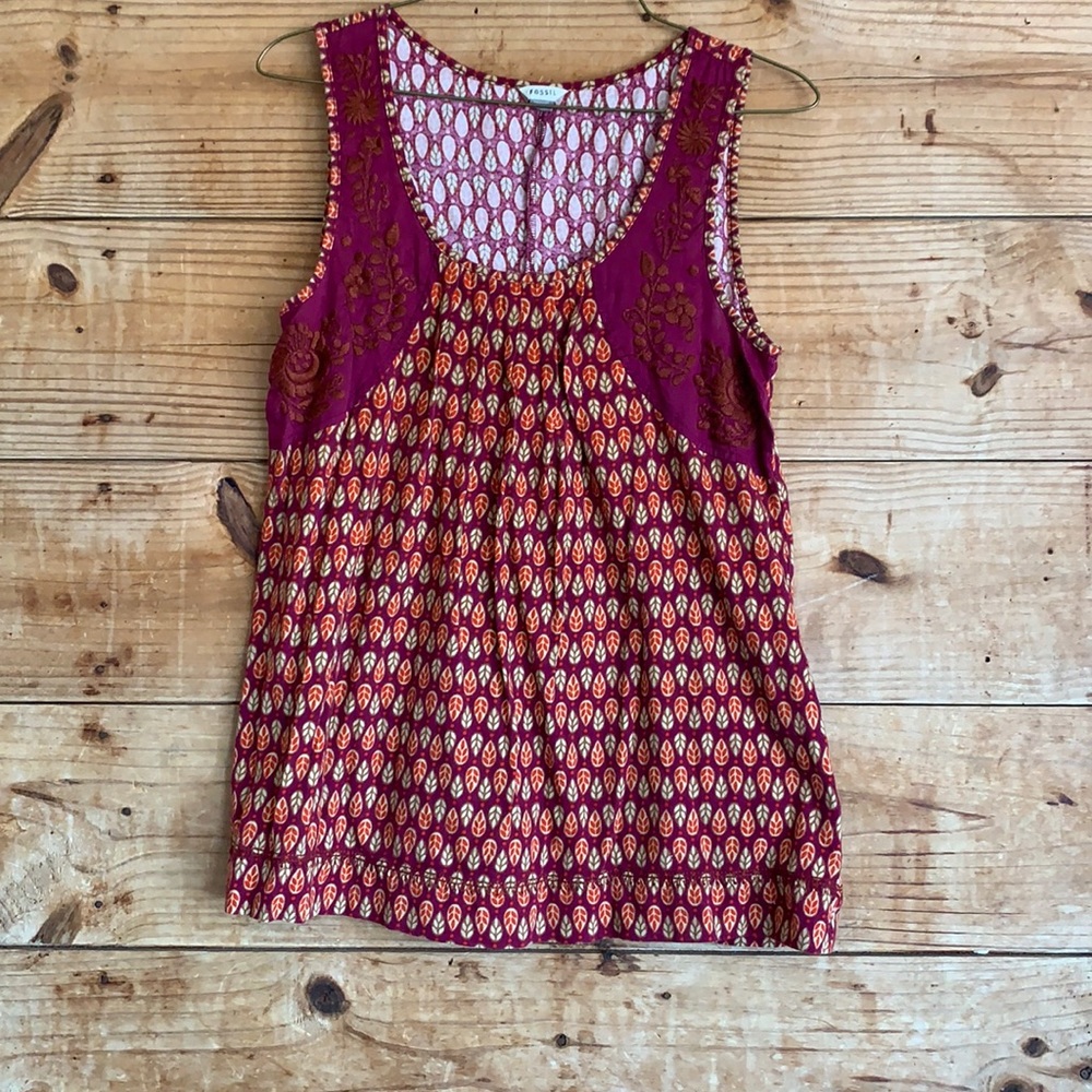 Fossil embroidered tank top